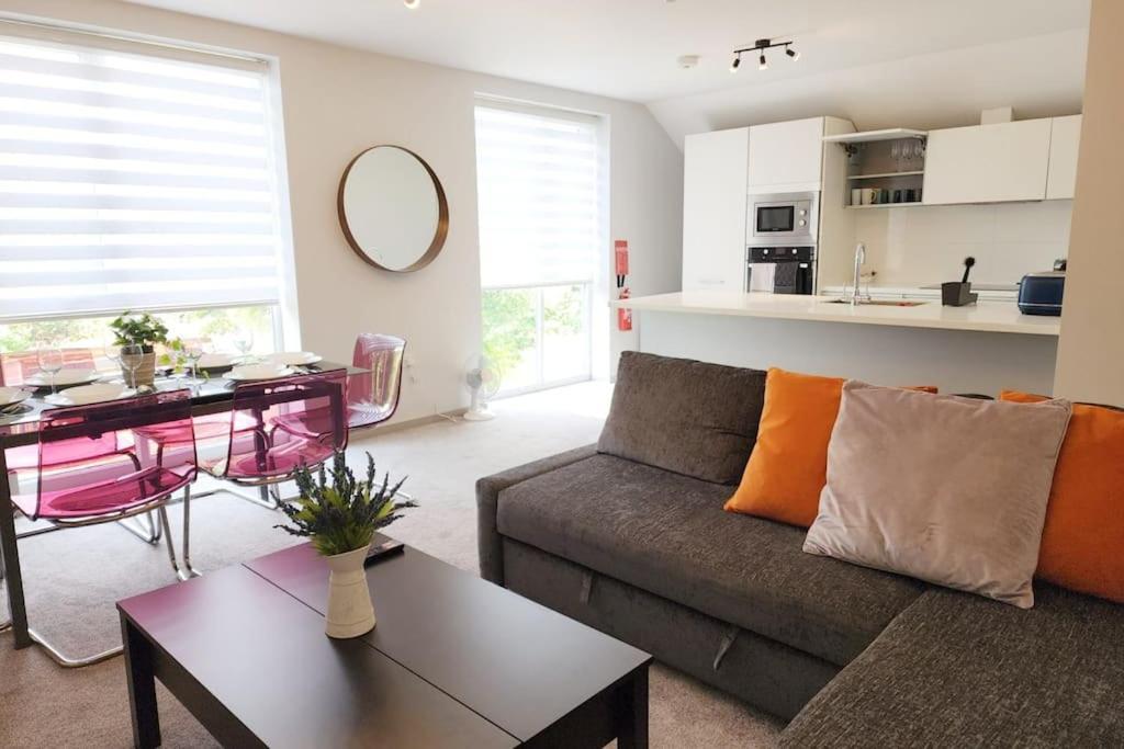 Horizon House, Modern 2-Bedroom Flat 2, Parking, Netflix, אוקספורד מראה חיצוני תמונה